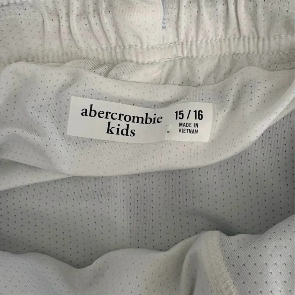 Boys Abercrombie Kids Blue Wave Swim Trunks- size 15/16